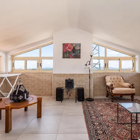 Villa Bright Apartment, By Hopstays Crestuma