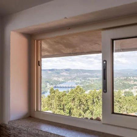 Villa Bright Apartment, By Hopstays *