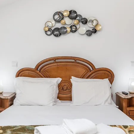 Villa Bright Apartment, By Hopstays *