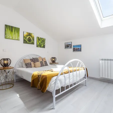 فيلة Bright Apartment, By Hopstays *