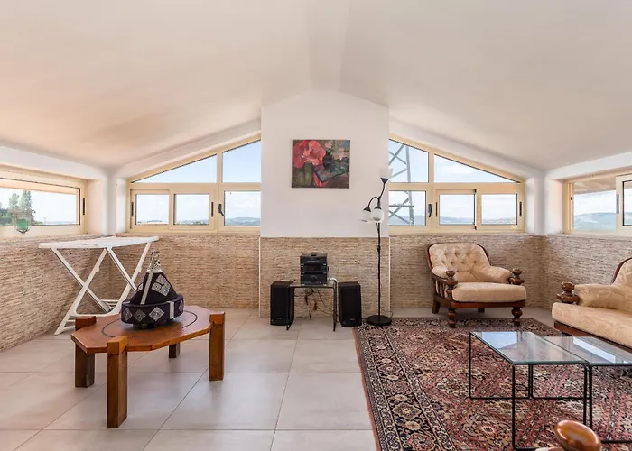 Villa Bright Apartment, By Hopstays Crestuma