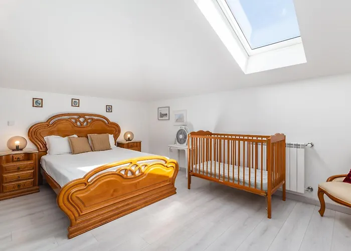 فيلة Bright Apartment, By Hopstays Crestuma